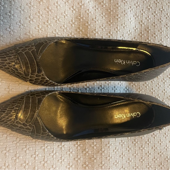 Snake Black Nine West Heels - Picture 2 of 4